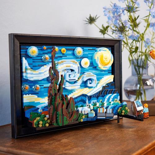 LEGO Ideas 2133 Vincent van Gogh - Notte stellata - Collezionismo In  vendita a Cuneo