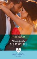 Miracle Baby For The Midwife (London Hospital Midwives, Book 2) (Mills & Boon Medical)