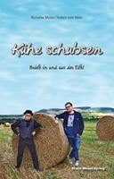   Kühe schubsen
