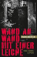   Wand an Wand mit einer Leiche
