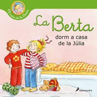 La Berta dorm a casa de la Júlia