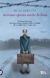 Avevano spento anche la luna