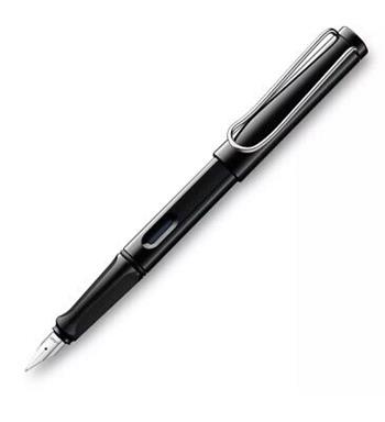 Penna stilografica 019 LAMY safari black M, nera  Lamy 2024 | Libraccio.it