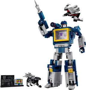 LEGO Icons (10358). Transformers Soundwave