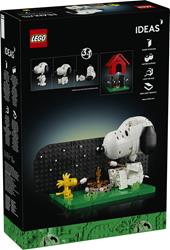 LEGO (21368). Peanuts: la Cuccia di Snoopy