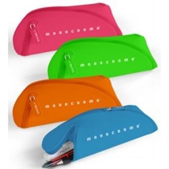 Astuccio In Silicone Monocromo Diagonal In Espositore23389000  Monocromo 2026 | Libraccio.it