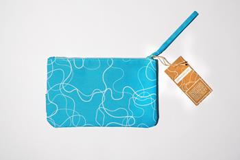 Zip Pocket small- Acqua Azzurra  Open Wor(l)ds 2021 | Libraccio.it