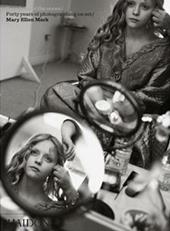 Seen behind scene. Forty years photographing on set. Mary Ellen Mark