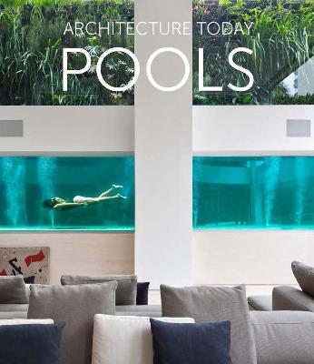 A house with a pools. Ediz. a colori - Oriol Magrinya, Barbara Gargallo - Libro Loft Media Publishing 2021 | Libraccio.it