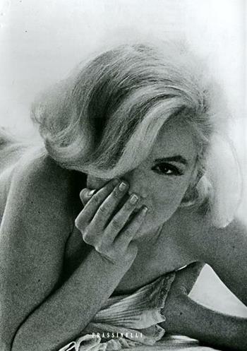 Marilyn. L'ultima seduta. Ediz. illustrata - Bert Stern - Libro Sperling & Kupfer 2012, Frassinelli narrativa straniera | Libraccio.it