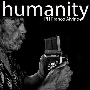 Humanity - Francesco Alvino - Libro Universitalia 2020 | Libraccio.it