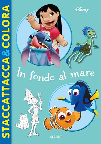 In fondo al mare. Con adesivi. Ediz. a colori  - Libro Disney Libri 2024, Staccattacca & colora | Libraccio.it