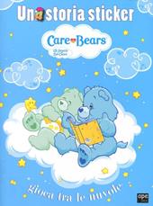 Una storia sticker. Gioca tra le nuvole. Care Bears. Gli orsetti del cuore. Con adesivi. Ediz. illustrata