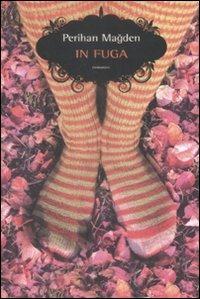 In fuga - Perihan Magden - Libro Elliot 2009, Scatti | Libraccio.it