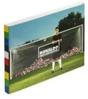 Ronaldo. Dieci anni di goal. Ediz. illustrata  - Libro Damiani 2008 | Libraccio.it