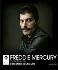 Freddie Mercury. The Great Pretender. Fotografie di una vita. Ediz. illustrata - Seán O'Hagan - Libro Magazzini Salani 2012 | Libraccio.it