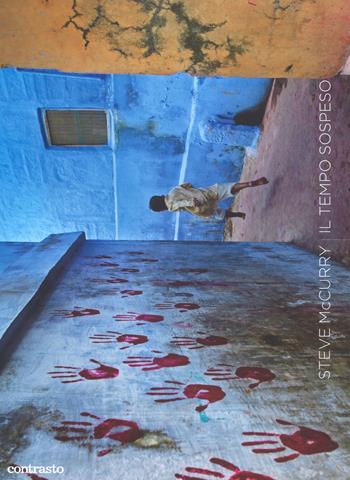 Il tempo sospeso. Ediz. a colori - Steve McCurry - Libro Contrasto 2019 | Libraccio.it