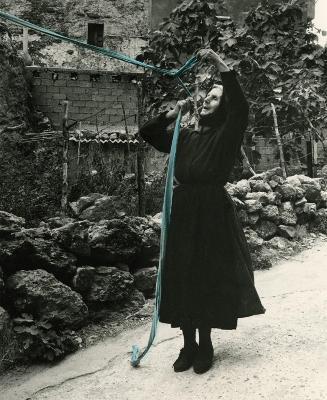 Maria Lai. Legarsi alla montagna. Ediz. italiana e inglese  - Libro 5 Continents Editions 2021 | Libraccio.it