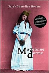 Madeleine dorme
