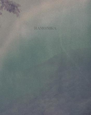 Ramonika - Valentina Iaccarino, Pietro Peressutti - Libro Lazy Dog 2024 | Libraccio.it