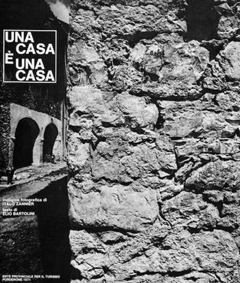 Una casa è una casa (rist. anast. 1971). Ediz. illustrata  - Libro Quinlan 2016 | Libraccio.it