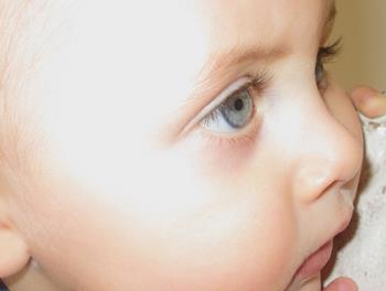 Il bambino prima e dopo il parto. Sensi, sensazioni e sensorialità del nascituro. Nuova ediz.  - Libro Alemar 2022 | Libraccio.it